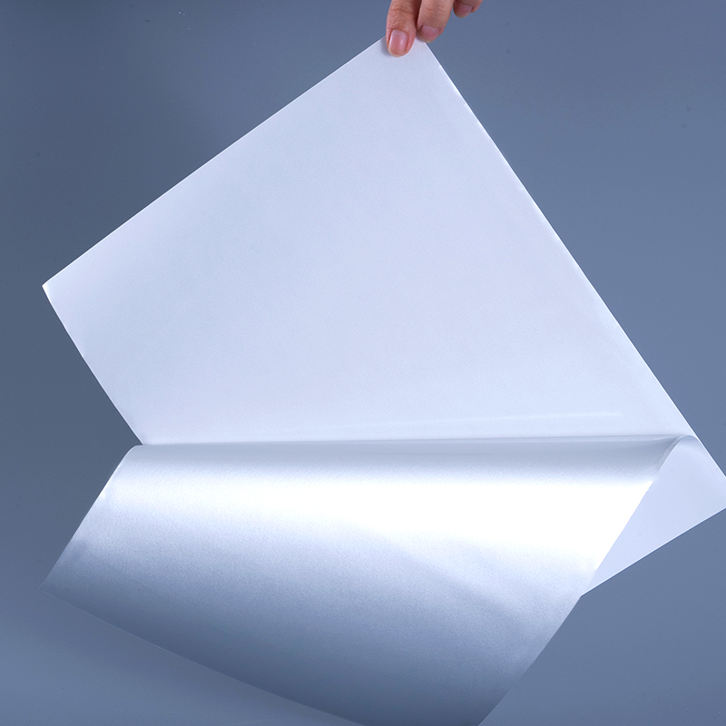 25mic glossy puting aluminized polyester film self adhesive label na may water-based acrylic adhesive para sa pag-print ng inkjet